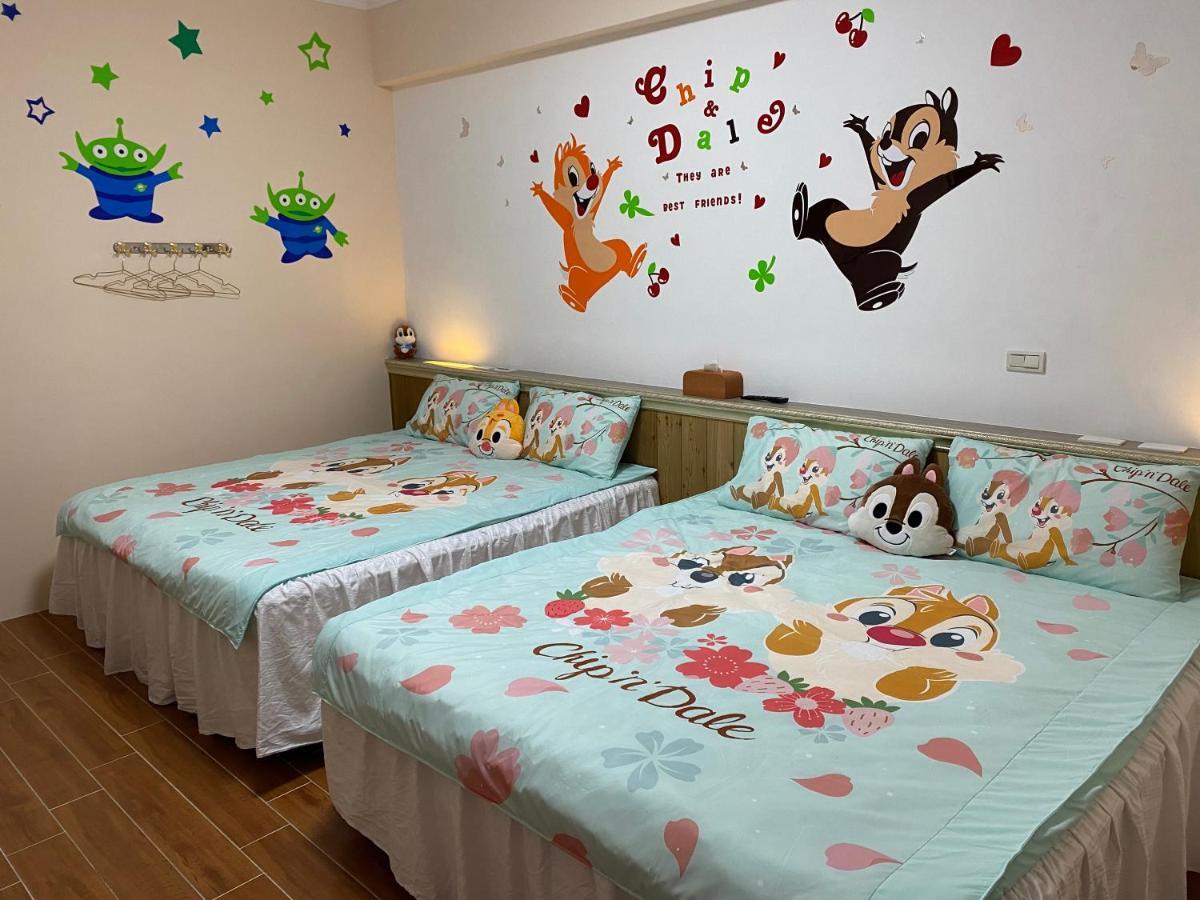 Holby No.8 Elevator Homestay Taitung Bilik gambar