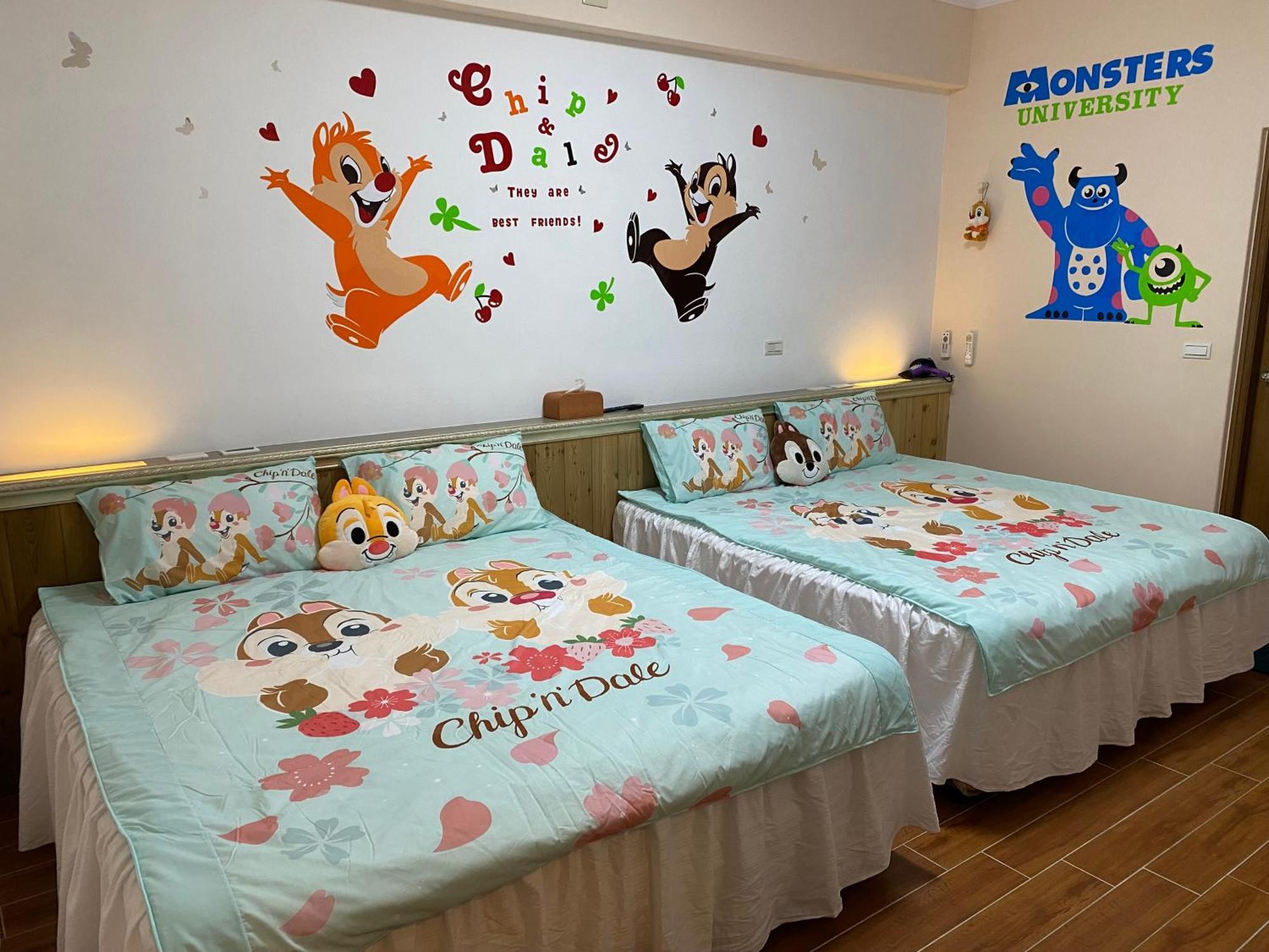 Holby No.8 Elevator Homestay Taitung Bilik gambar
