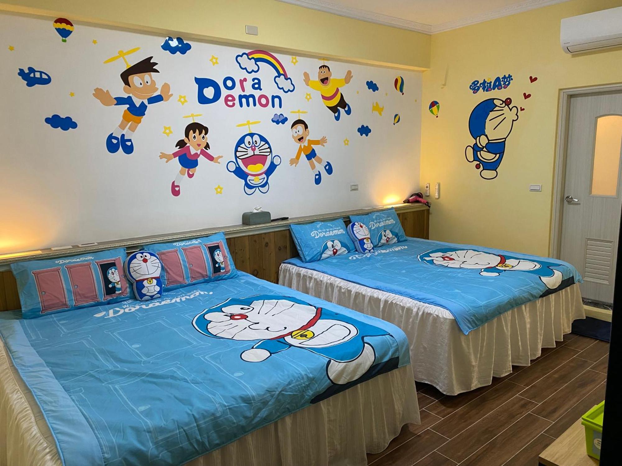 Holby No.8 Elevator Homestay Taitung Bilik gambar